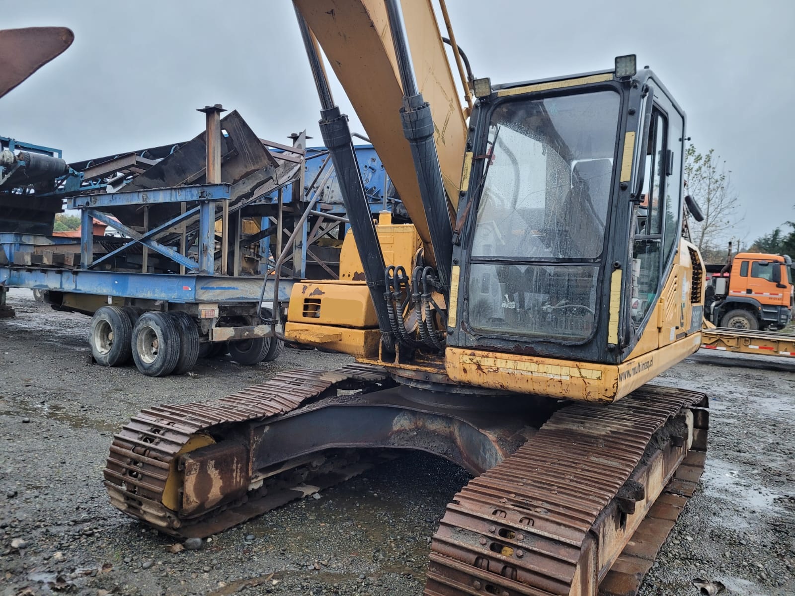 Excavadora LiuGong 922E año 2018 12.940 horas