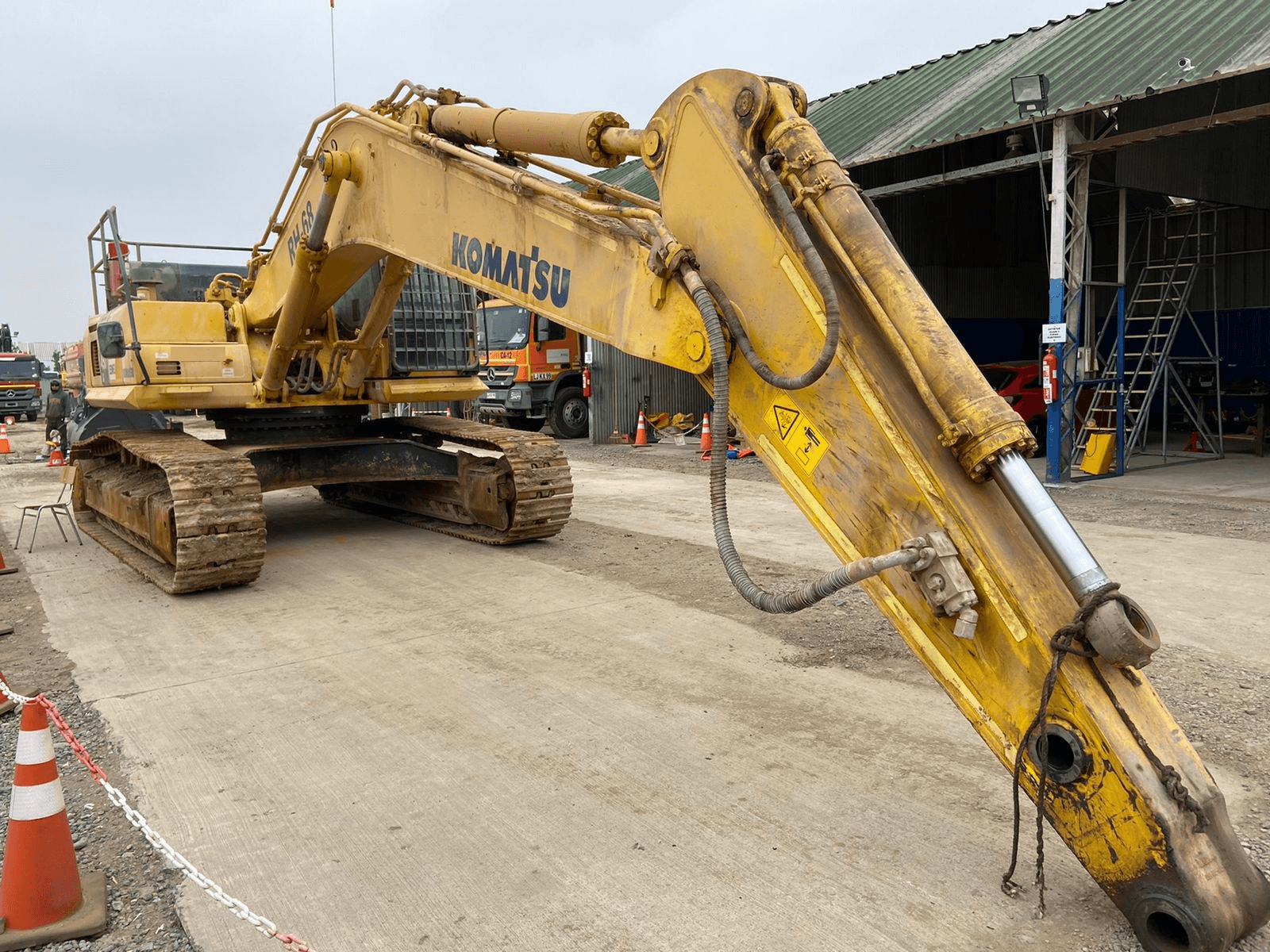 Excavadora Komatsu PC450 2018 en excelente estado