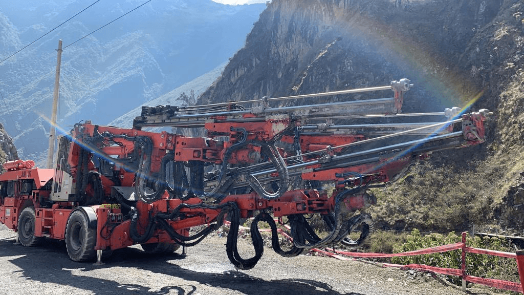 Jumbo Frontal Sandvik DT1131-SC 2013 3562 Horas