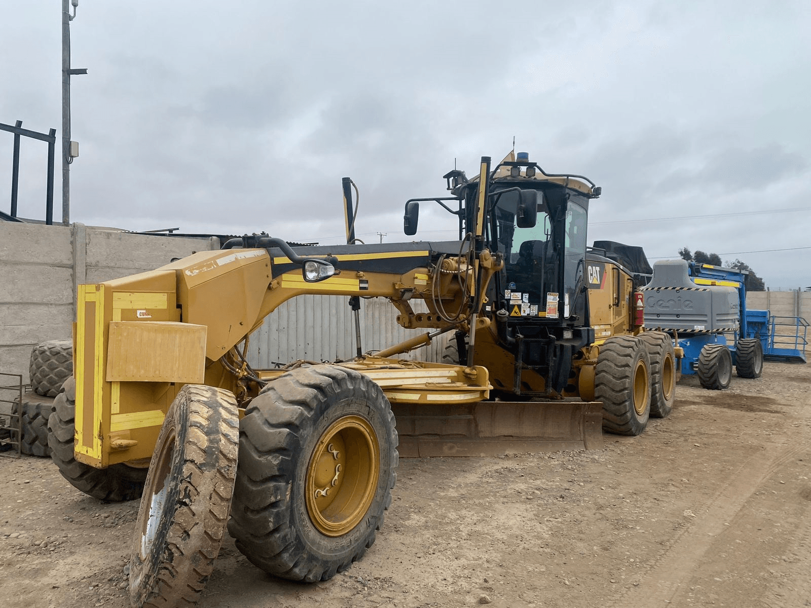 Motoniveladora Caterpillar 140M 2011