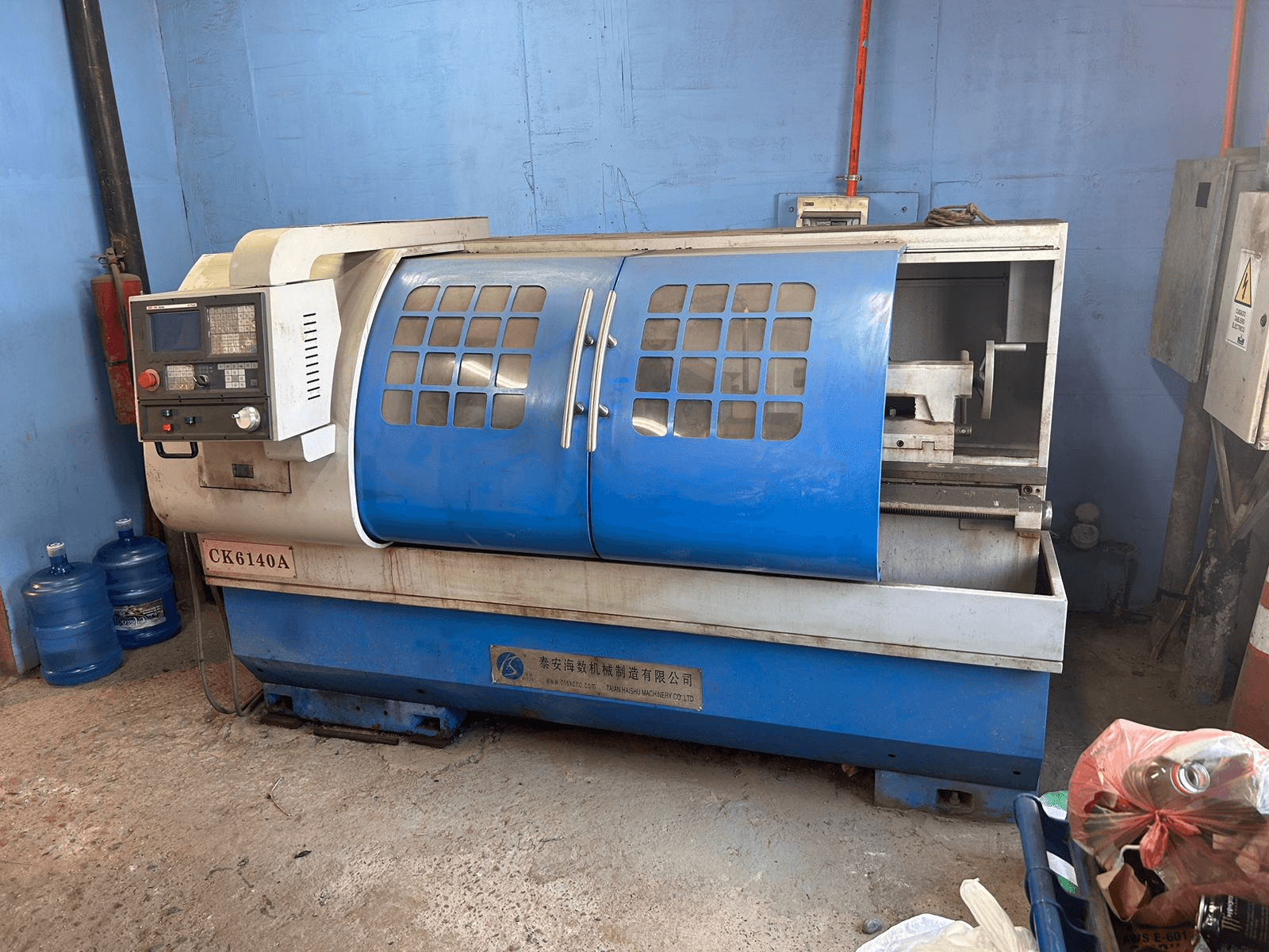 Torno CNC CK 6140 A c/Plato Hidráulico - 2019