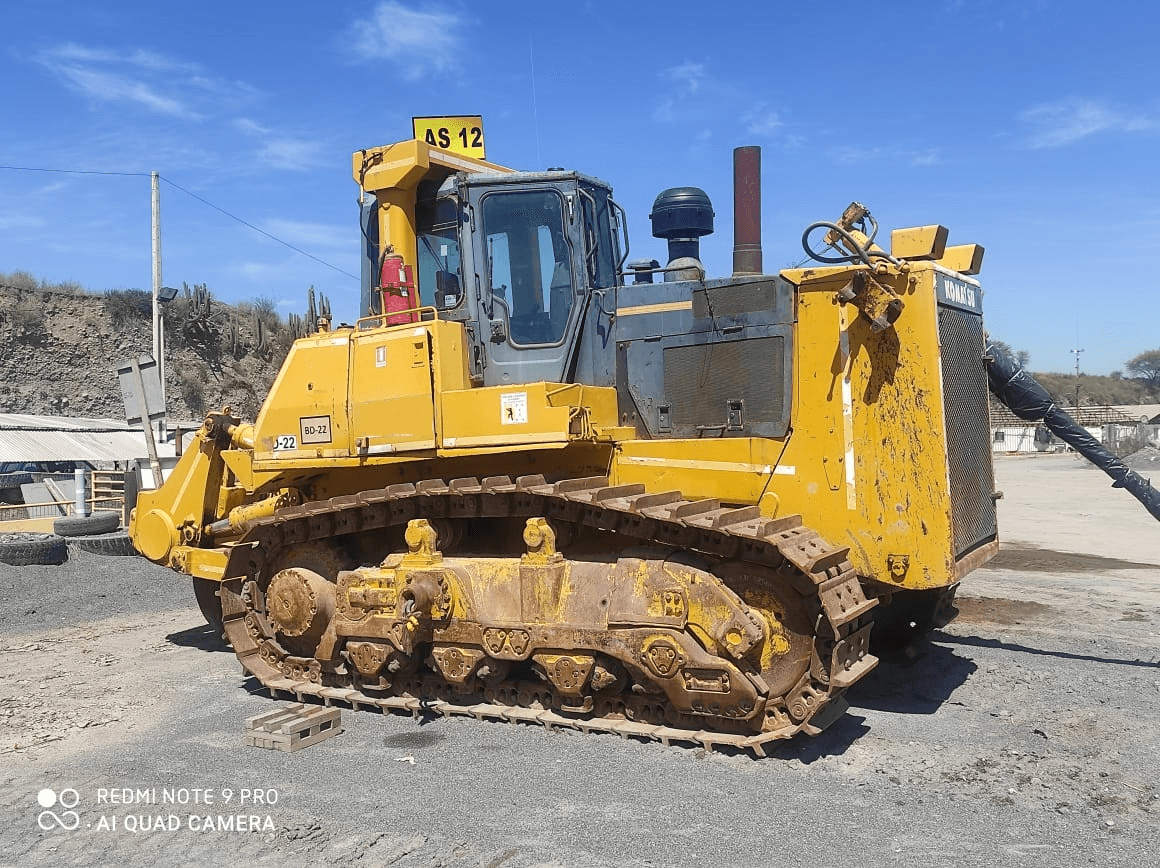 Bulldozer Komatsu D275ax 2011 - 11500 horas en Santiago