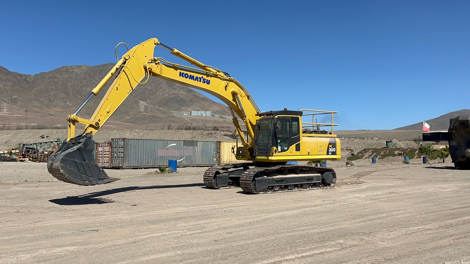 Excavadora Komatsu PC300LC Año 2019 6.110 horas