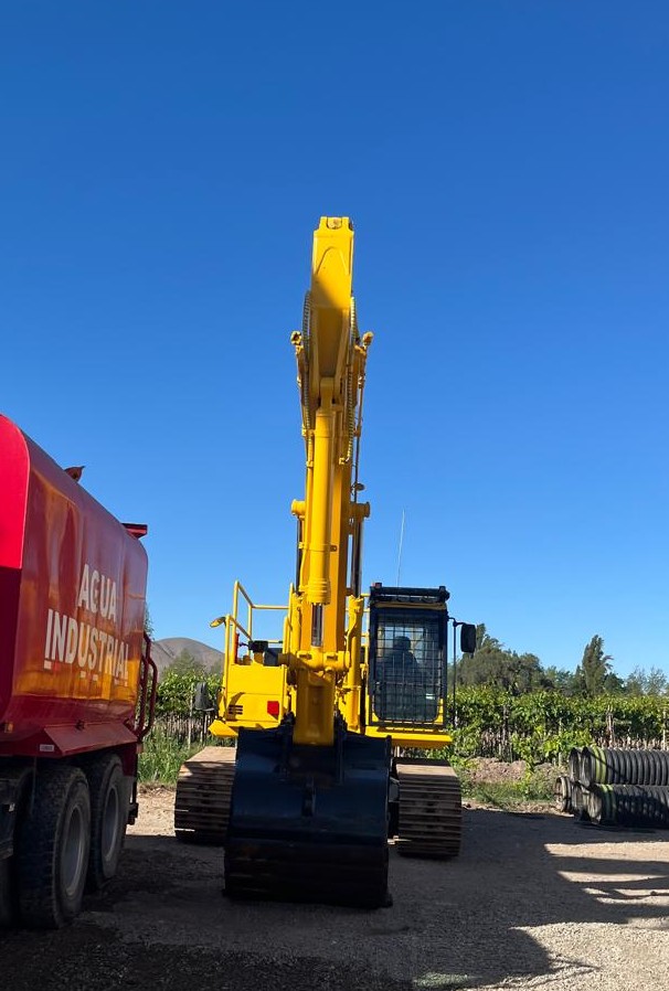 Excavadora Komatsu PC300LC Año 2019 6.110 horas